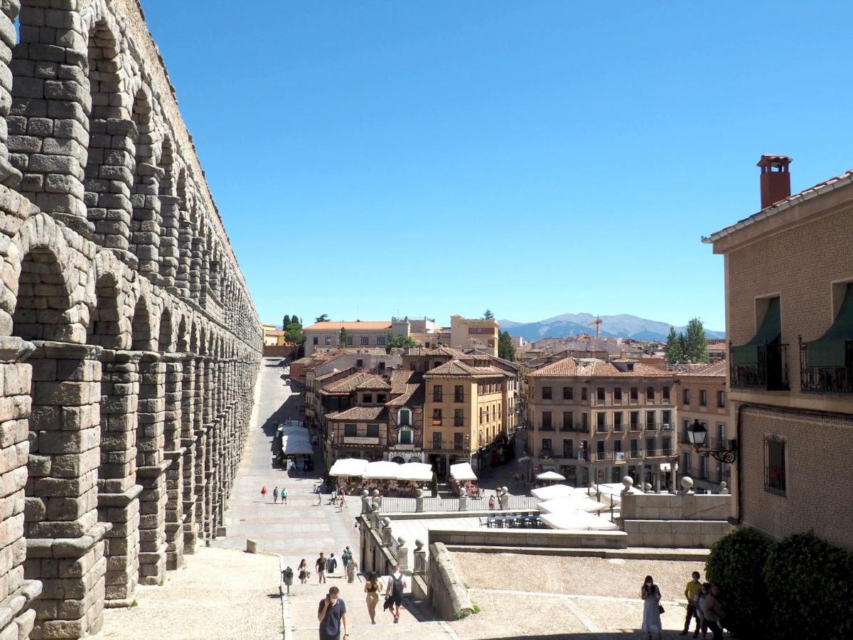 Hotel Ele Acueducto Segovia Bagian luar foto