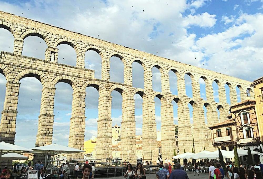 Hotel Ele Acueducto Segovia Bagian luar foto