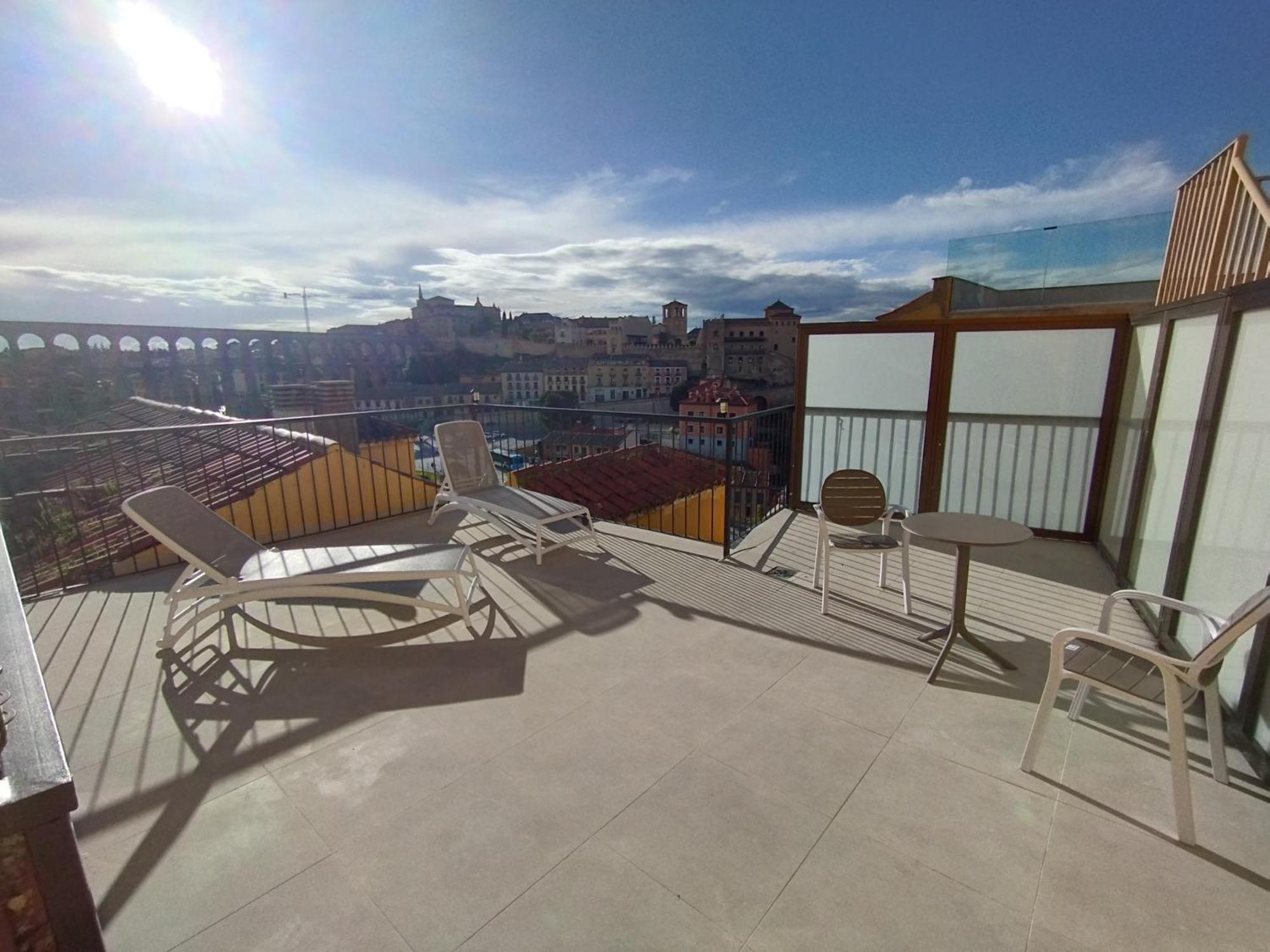 Hotel Ele Acueducto Segovia Bagian luar foto