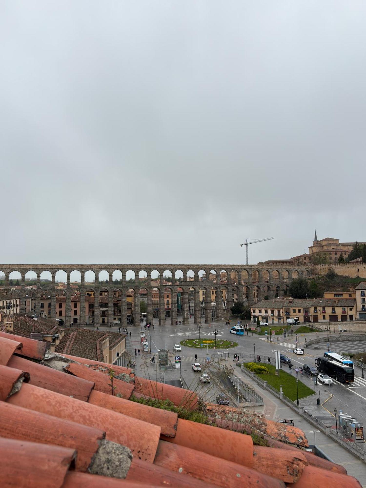 Hotel Ele Acueducto Segovia Bagian luar foto